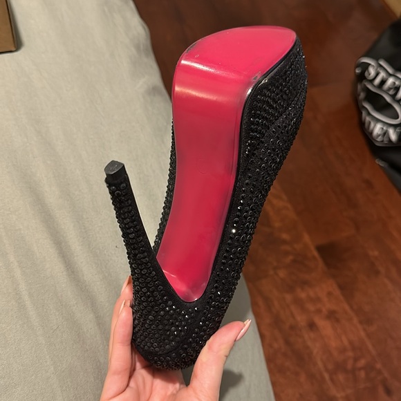 Sparkly heels - Picture 2 of 2